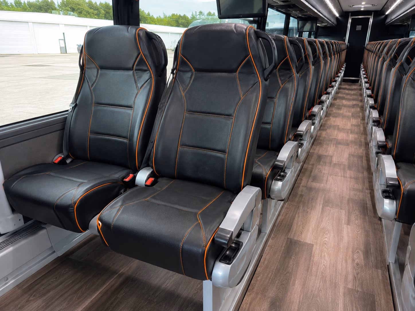 gilbert airport shuttle bus rentals for private groups